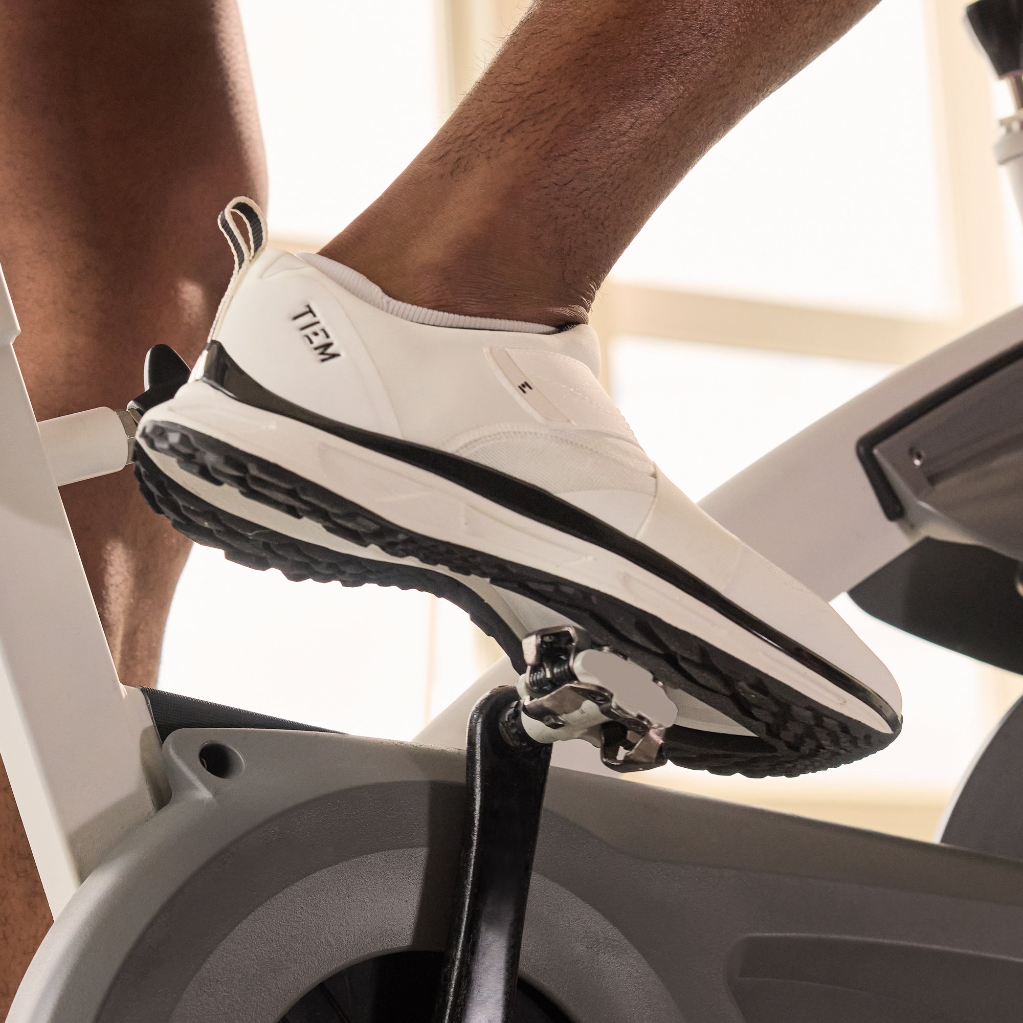 Men's Slipstream Cycling Shoe White/Black TIEM