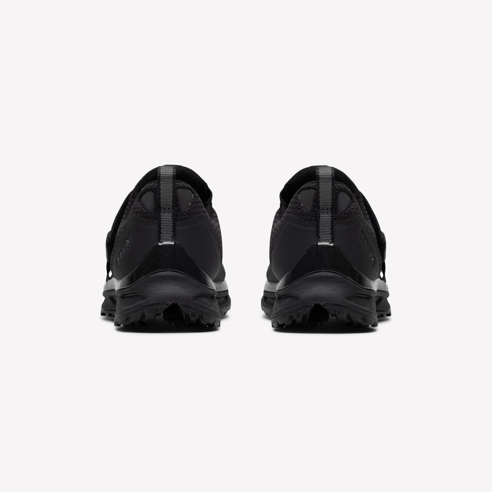 Slipstream - Triple Black